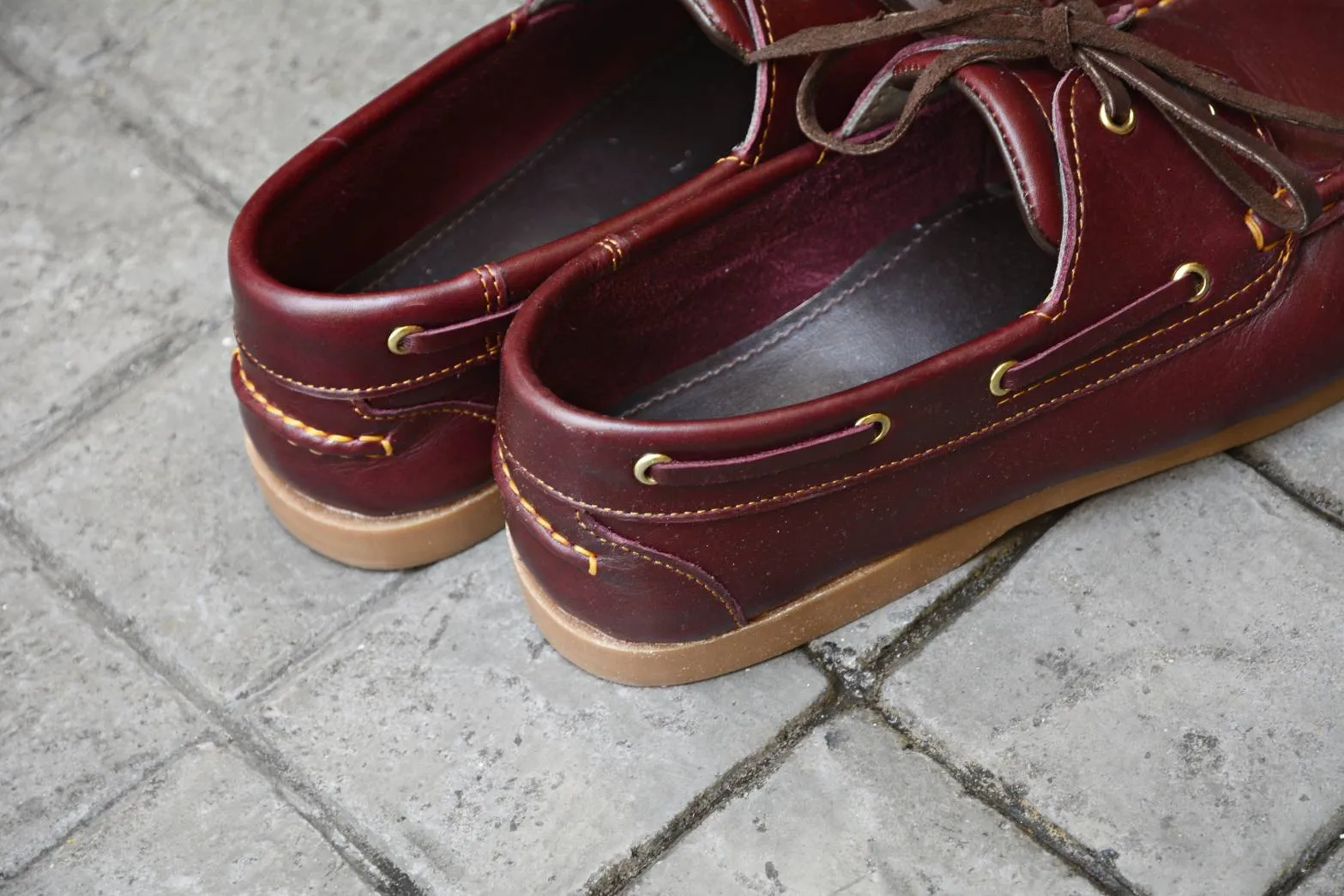 825 Boat Shoe - Cherry