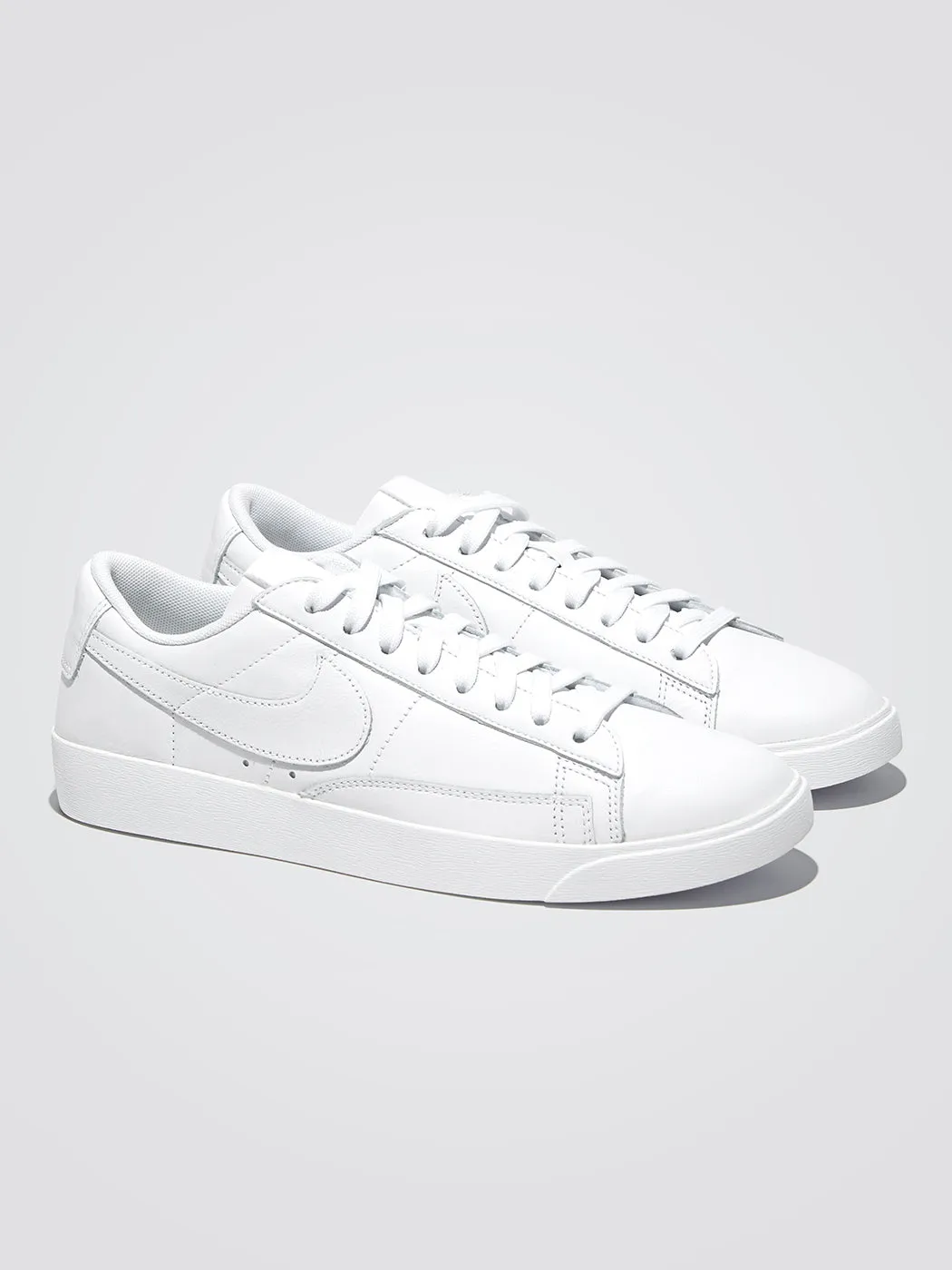 Blazer Low Le Sneaker - White/White-White