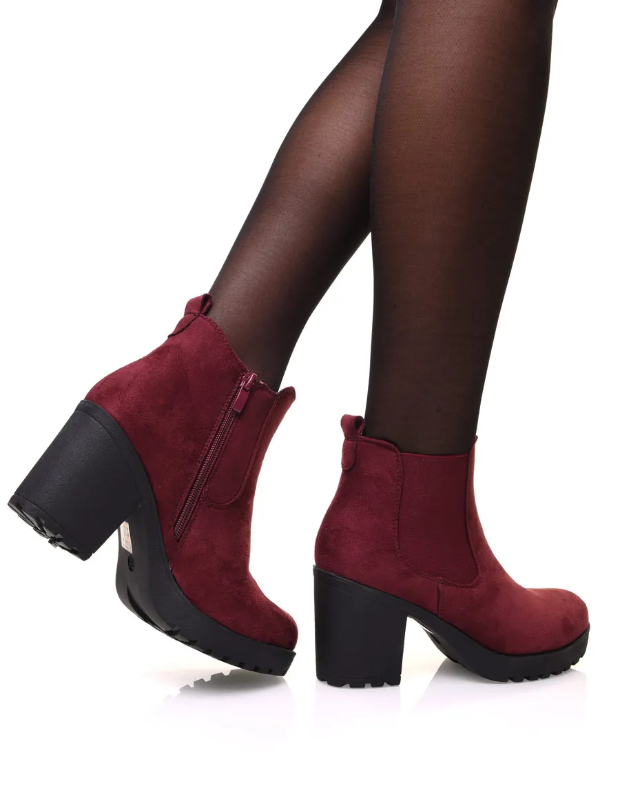 Chelsea boots bordeaux en suédine à talon mi haut