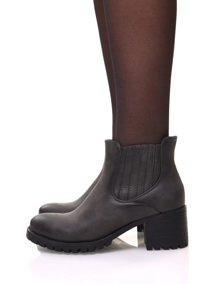 Chelsea boots grises à élastiques rayés