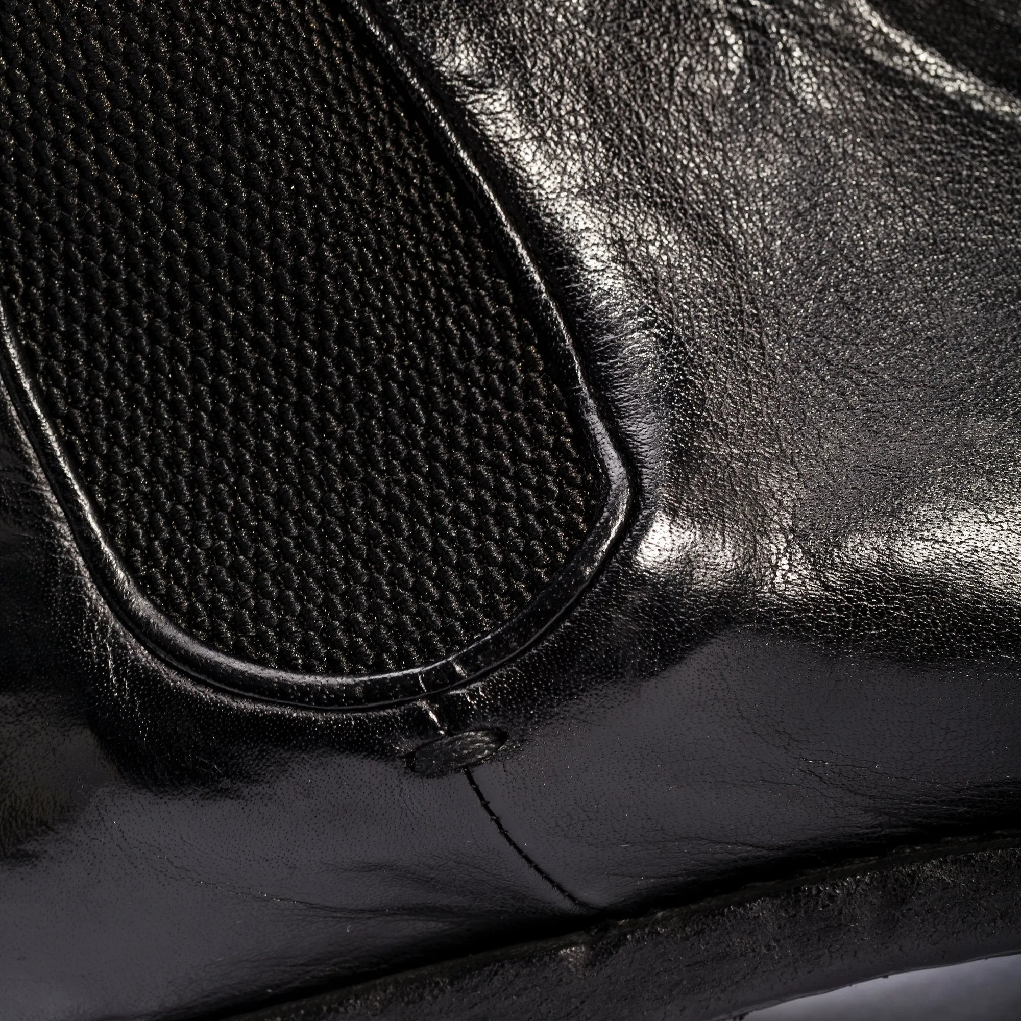 ELIAS 628 <br>Black chelsea boot