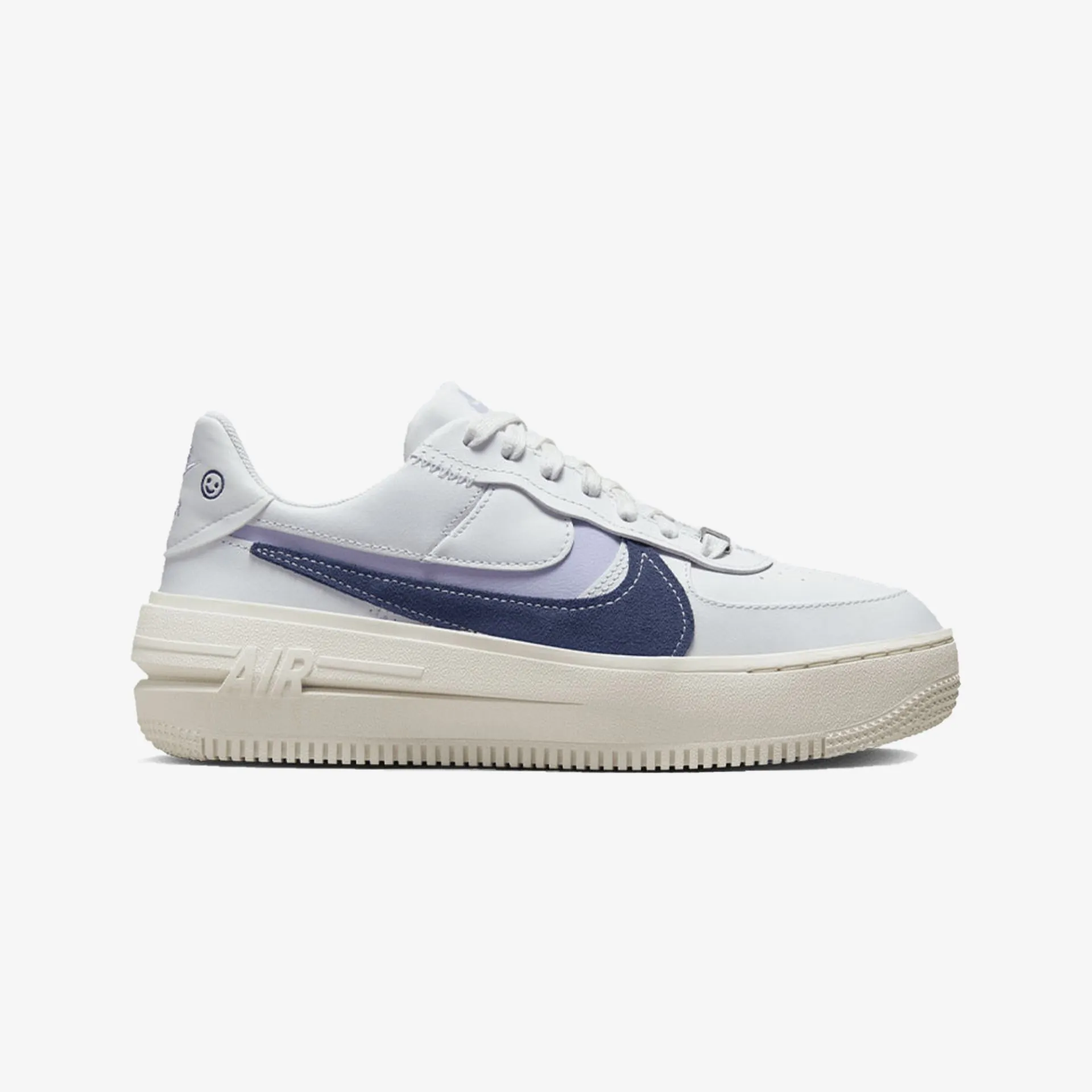 Nike | WMN'S NIKE AIR FORCE 1 PLT.AF.ORM LV8  { MIDNIGHT NAVY-OXYGEN PURPLE