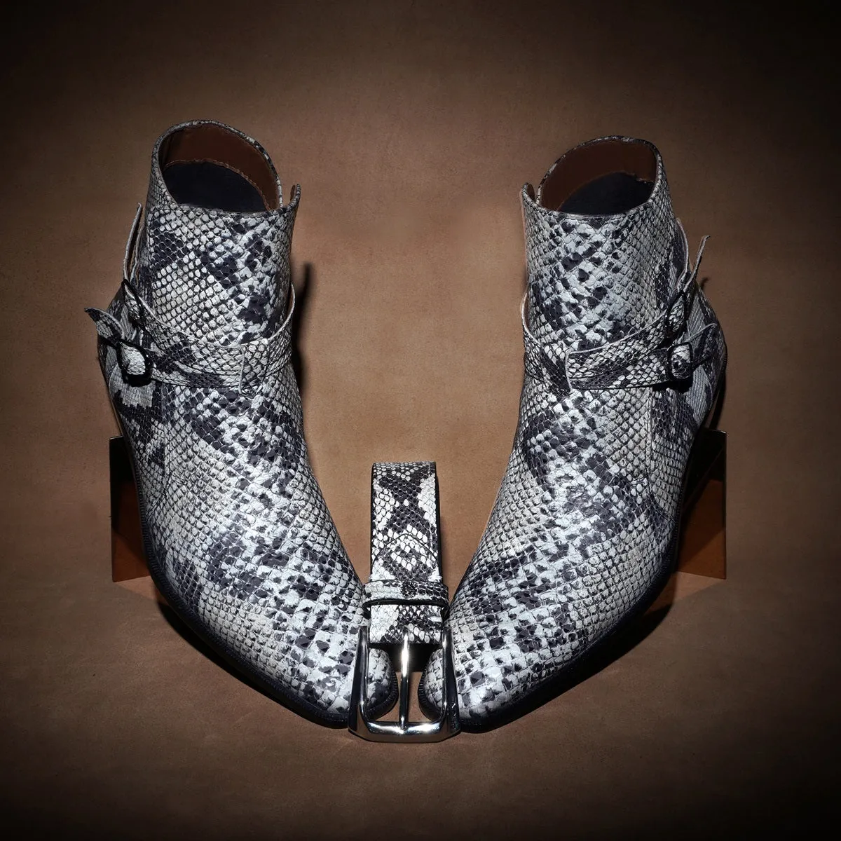 Snake Print Combo of Black-White Jodhpuri Boot & Belt