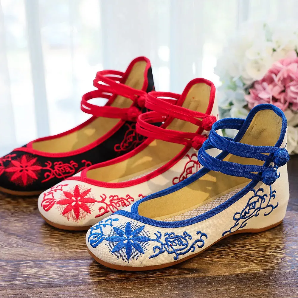 Spring Floral Embroidered Flat Shoes