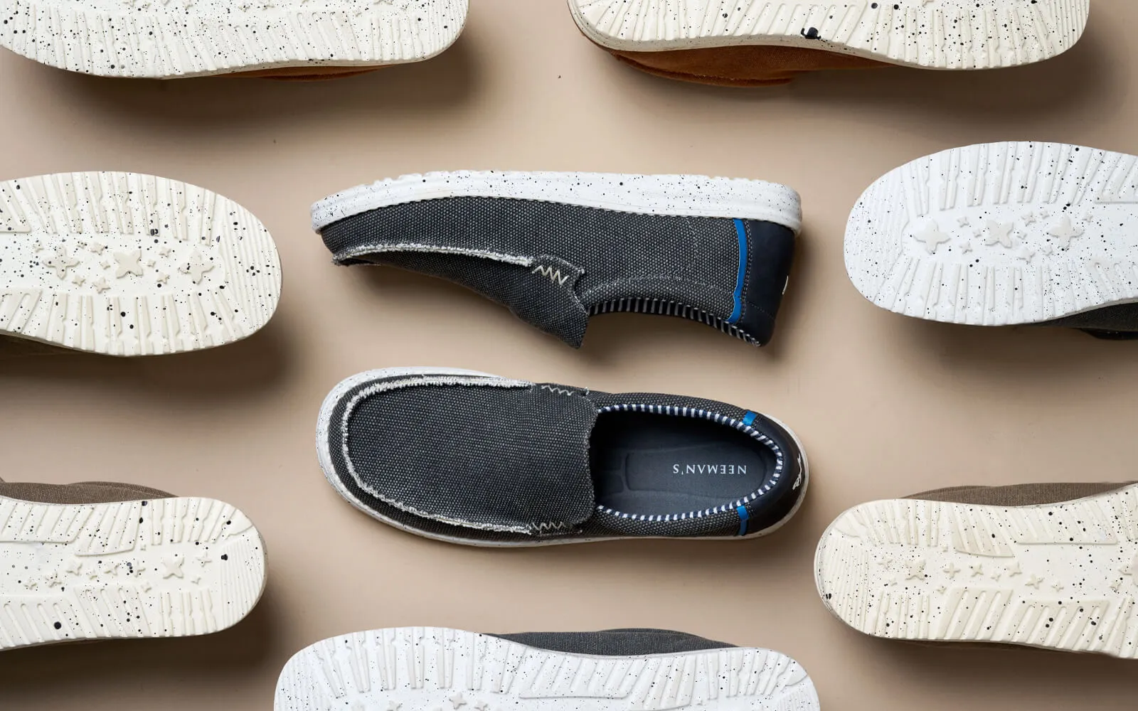 The Wanderers Slip Ons : Black