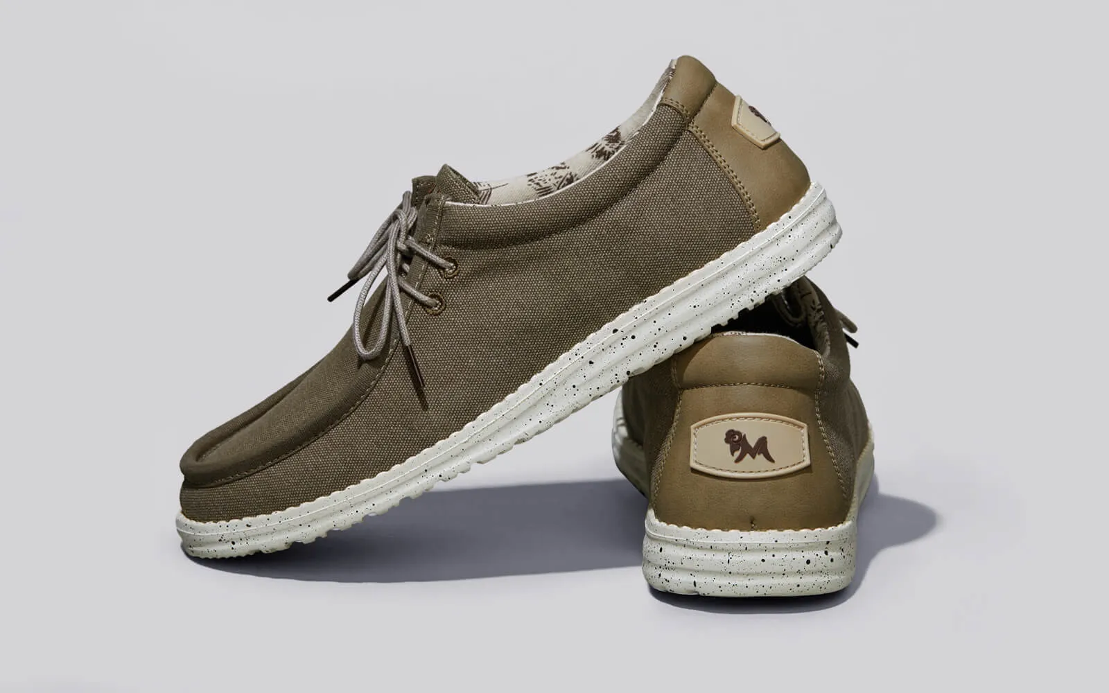 The Wanderers Sneakers : Khaki