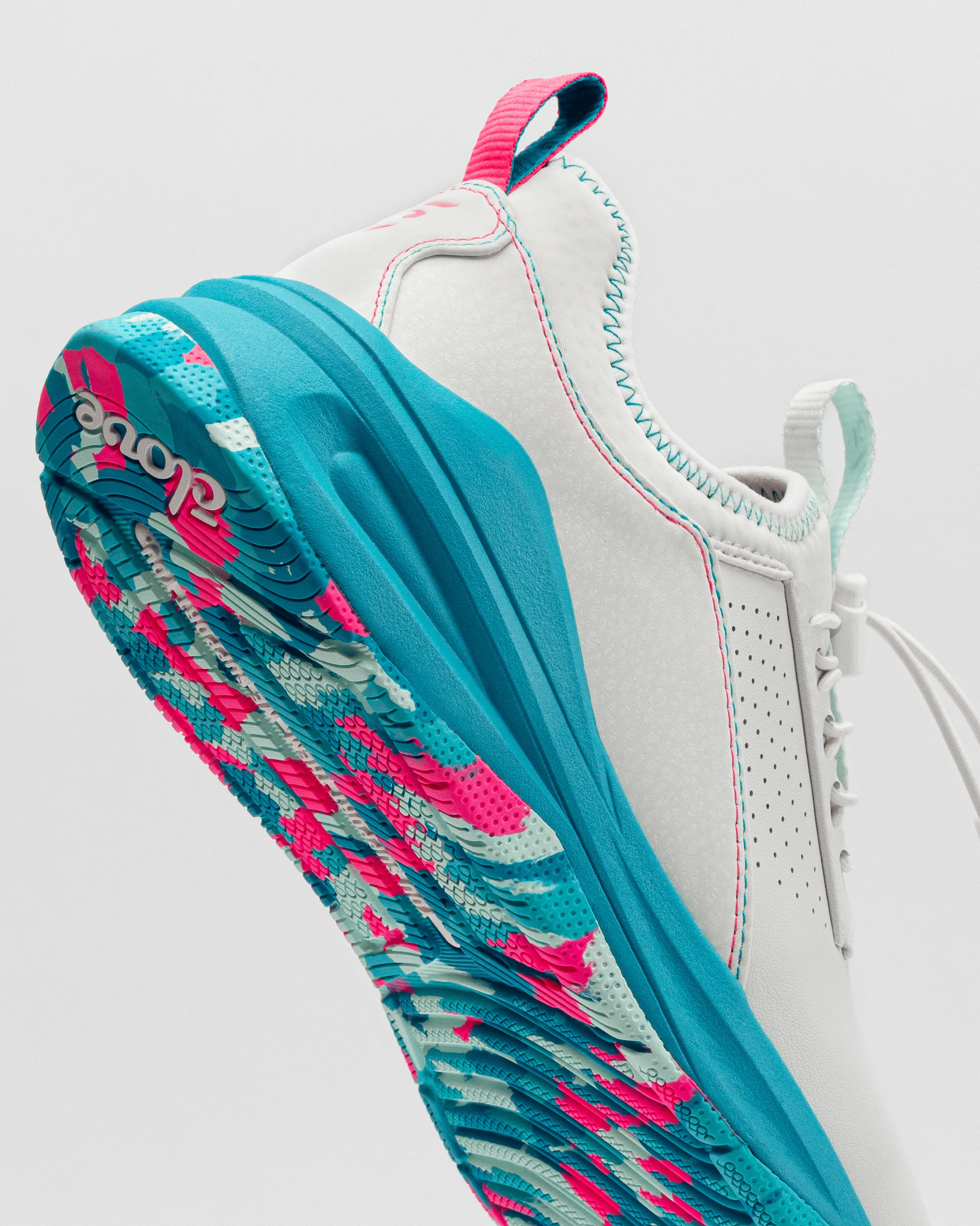 Women's Classic - White / Ocean Pop